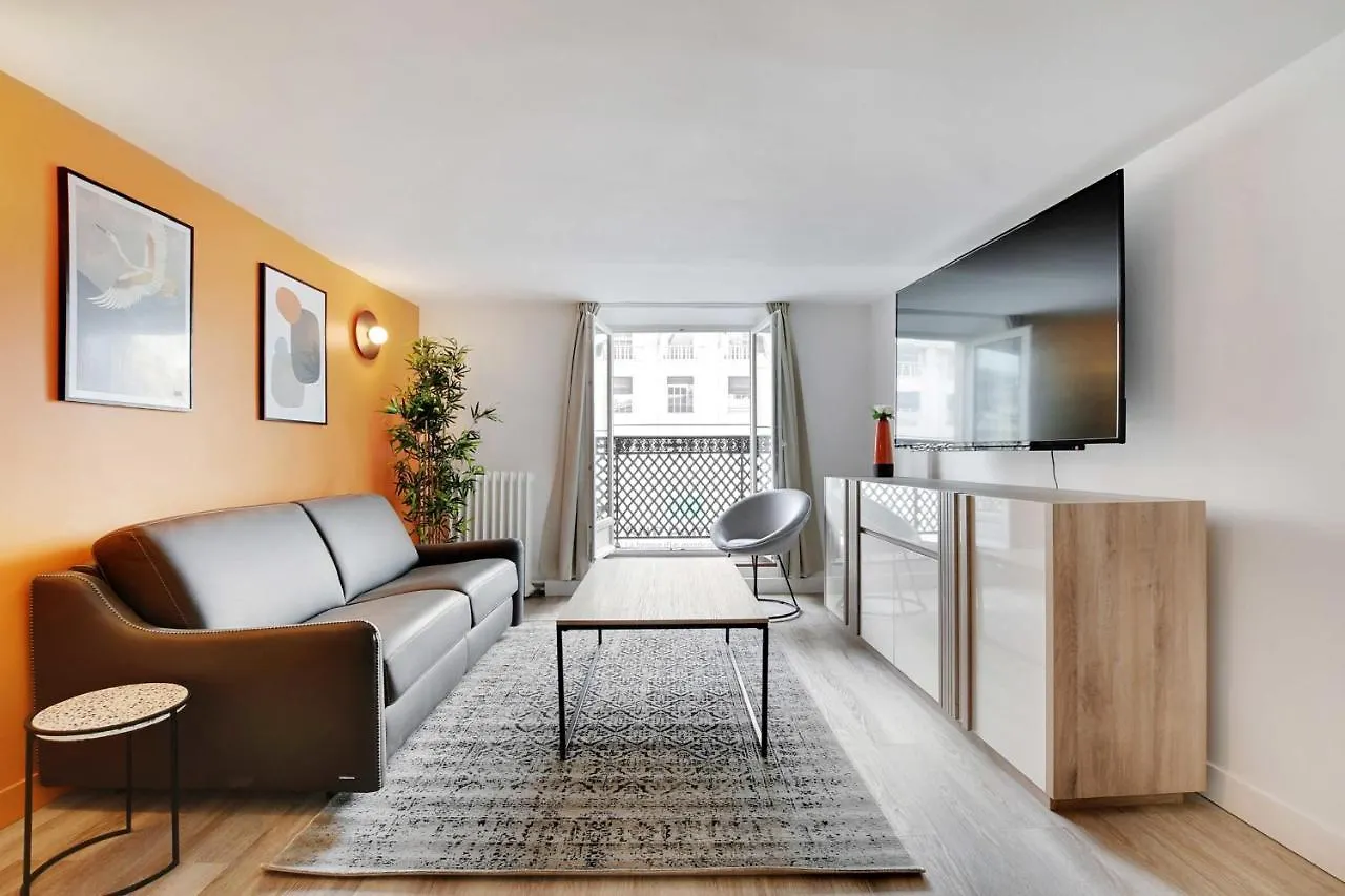Cmg-Charmant Appartement-Opera-Galerie Lafayette Paris Daire