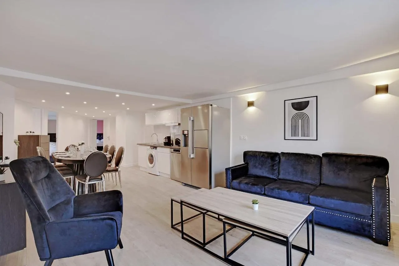 Cmg-Charmant Appartement-Opera-Galerie Lafayette Paris Fransa