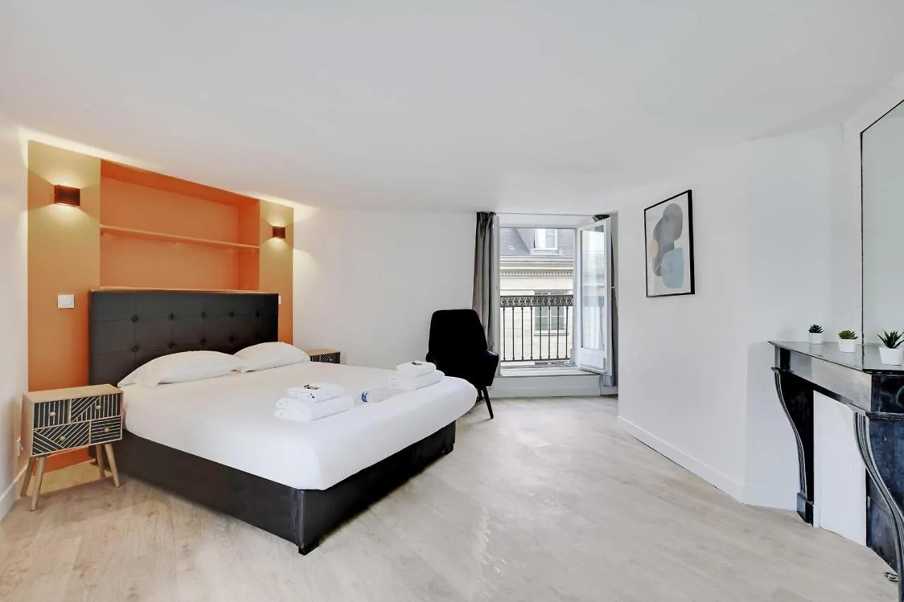 Cmg-Charmant Appartement-Opera-Galerie Lafayette Paris